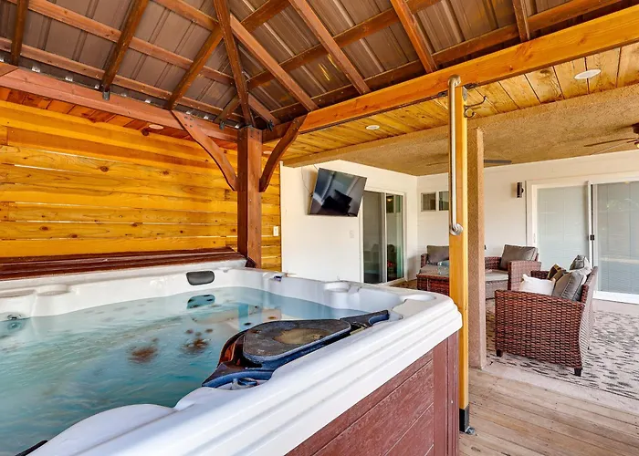 Outdoor Entertainment Area! Havasu Lake Havasu City
